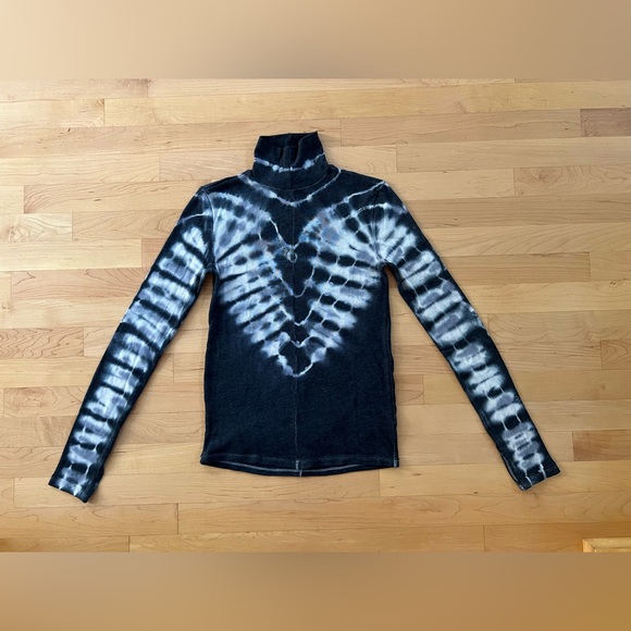 ✌️Psychedelic Groovy Long Sleeve Charcoal/White Tie Dye Free People/We The Free - Picture 11 of 15